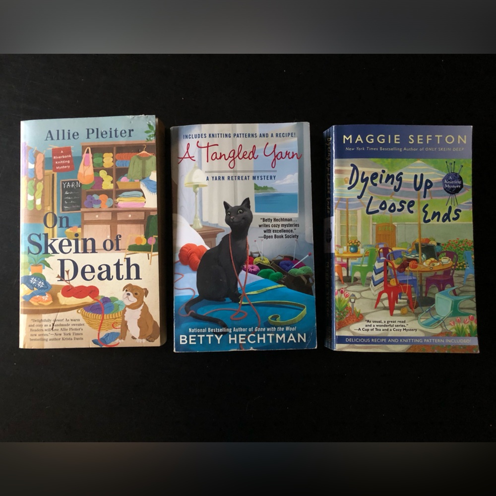 Cozy Mystery Book Bundle ✨